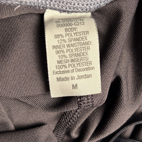 Champion Women's Gray Athletic Shorts Medium workout pull on elastic drawstring‎ - Picture 8 of 10